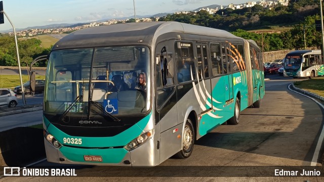 Companhia Coordenadas de Transportes 90325 na cidade de Belo Horizonte, Minas Gerais, Brasil, por Edmar Junio. Número da foto: #13248528.