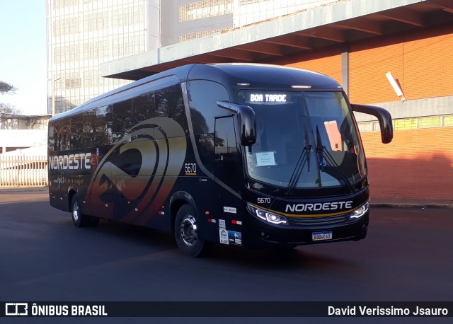 Expresso Nordeste 5670 na cidade de Porto Alegre, Rio Grande do Sul, Brasil, por David Verissimo Jsauro. Número da foto: #13247651.