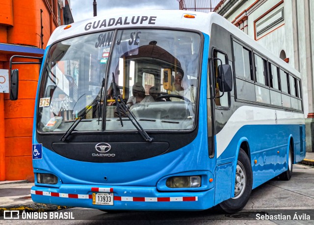 Buses Guadalupe 24 na cidade de Carmen, San José, San José, Costa Rica, por Sebastian Ávila. Número da foto: #13248086.