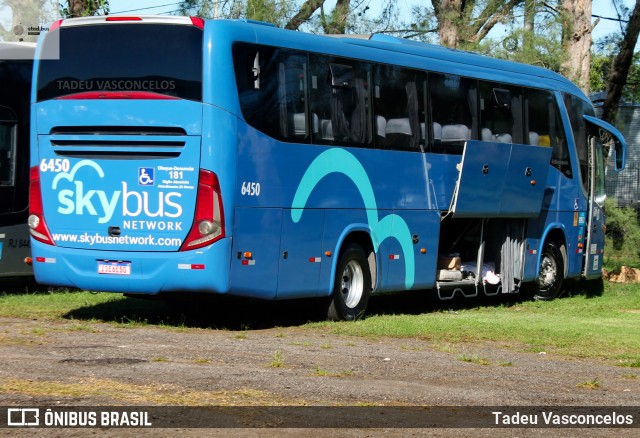 SkyBus Network 6450 na cidade de Rio de Janeiro, Rio de Janeiro, Brasil, por Tadeu Vasconcelos. Número da foto: #13250602.