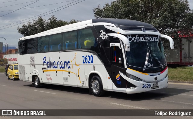 Expreso Bolivariano 2620 na cidade de Bogotá, Colômbia, por Felipe Rodriguez. Número da foto: #13250459.