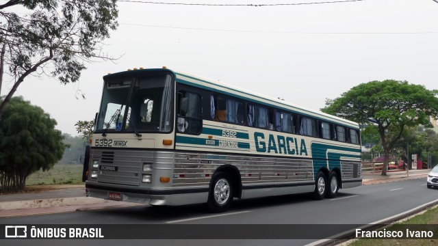 Viação Garcia 5392 na cidade de Londrina, Paraná, Brasil, por Francisco Ivano. Número da foto: #13252399.