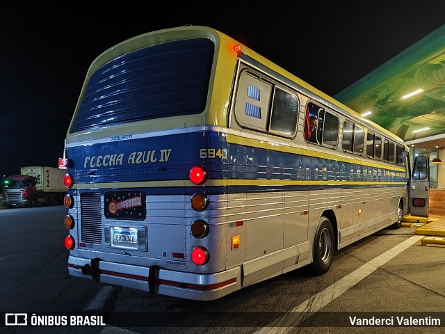 Ônibus Particulares 6940 na cidade de Mogi Mirim, São Paulo, Brasil, por Vanderci Valentim. Número da foto: #13252793.