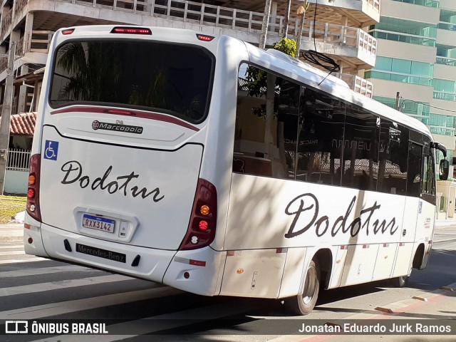 Dodotur Transportes e Viagens 2049 na cidade de Porto Belo, Santa Catarina, Brasil, por Jonatan Eduardo Jurk Ramos. Número da foto: #13250285.