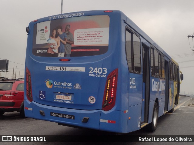 Empresa de Ônibus Vila Galvão 2403 na cidade de Guarulhos, São Paulo, Brasil, por Rafael Lopes de Oliveira. Número da foto: #13250272.