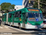 Sudeste Transportes Coletivos 3131 na cidade de Porto Alegre, Rio Grande do Sul, Brasil, por Vitor Aguilera. Número da foto: #:id.