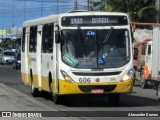 Empresa Metropolitana 606 na cidade de Jaboatão dos Guararapes, Pernambuco, Brasil, por Alexandre Dumas. Número da foto: #:id.