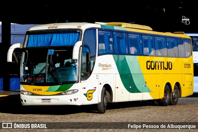 Empresa Gontijo de Transportes 17315 na cidade de Petrolina, Pernambuco, Brasil, por Felipe Pessoa de Albuquerque. Número da foto: #13255689.