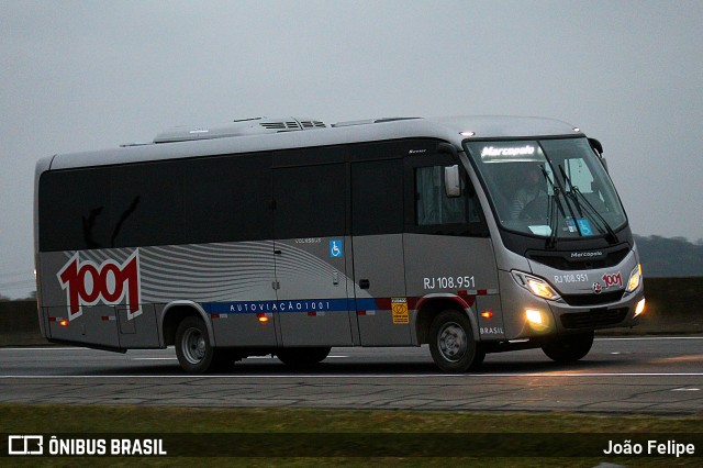 Auto Viação 1001 RJ 108.951 na cidade de Canas, São Paulo, Brasil, por João Felipe. Número da foto: #13254173.