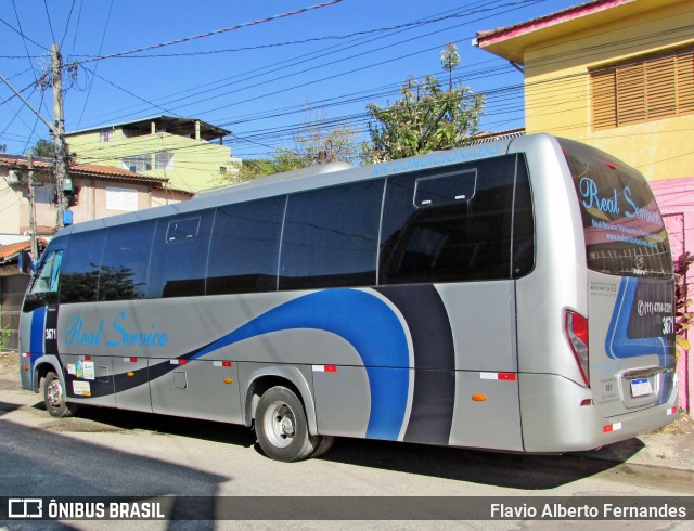Real Service Turismo 3671 na cidade de Mairinque, São Paulo, Brasil, por Flavio Alberto Fernandes. Número da foto: #13255064.