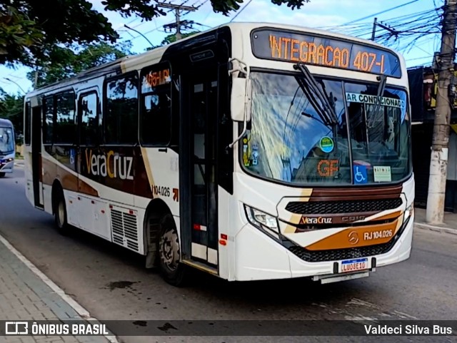 Auto Ônibus Vera Cruz RJ 104.026 na cidade de Duque de Caxias, Rio de Janeiro, Brasil, por Valdeci Silva Bus. Número da foto: #13253612.