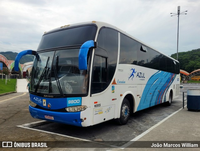 Azul Viagens 9800 na cidade de Aparecida, São Paulo, Brasil, por João Marcos William. Número da foto: #13254101.