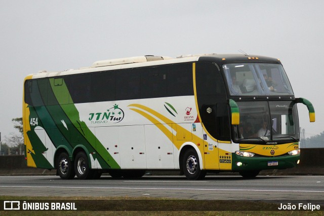 JTN Tur Turismo 454 na cidade de Canas, São Paulo, Brasil, por João Felipe. Número da foto: #13254318.