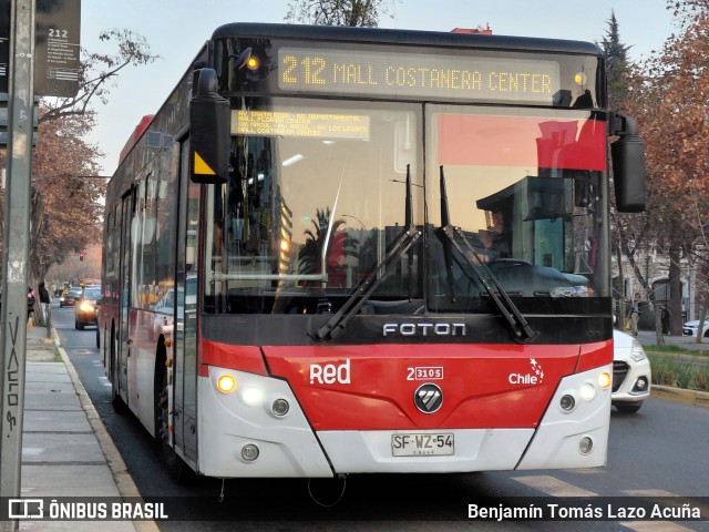 Subus 3105 na cidade de Providencia, Santiago, Metropolitana de Santiago, Chile, por Benjamín Tomás Lazo Acuña. Número da foto: #13253064.