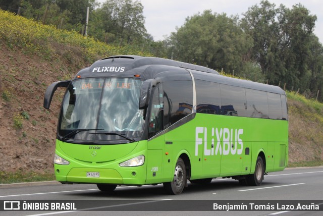 FlixBus J1085 na cidade de Colina, Chacabuco, Metropolitana de Santiago, Chile, por Benjamín Tomás Lazo Acuña. Número da foto: #13254889.