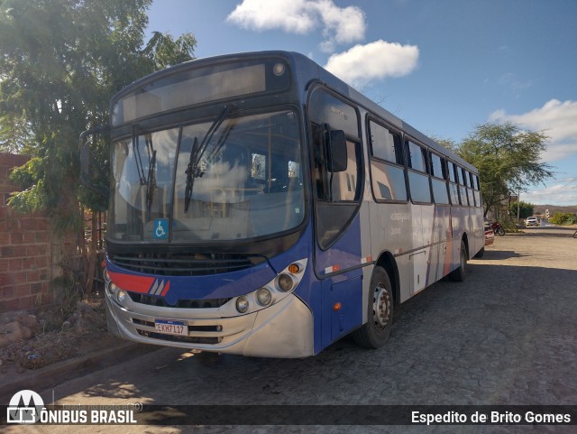 Ônibus Particulares 00 na cidade de Paulistana, Piauí, Brasil, por Espedito de Brito Gomes. Número da foto: #13253449.