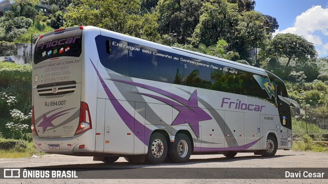 Frilocar Viagem e Turismo RJ 894.007 na cidade de Santos, São Paulo, Brasil, por Davi Cesar. Número da foto: #13253361.