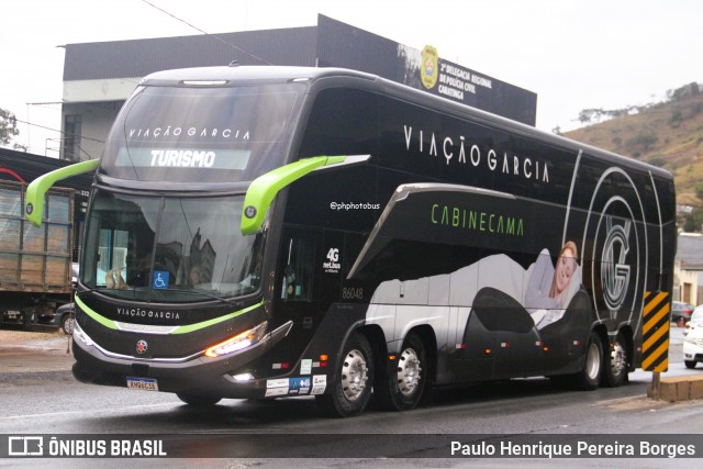 Viação Garcia 86048 na cidade de Caratinga, Minas Gerais, Brasil, por Paulo Henrique Pereira Borges. Número da foto: #13257887.