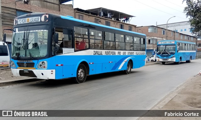 Corporación Innovativa Roluesa S.A.C. 05 na cidade de Villa El Salvador, Lima, Lima Metropolitana, Peru, por Fabricio Cortez. Número da foto: #13256825.