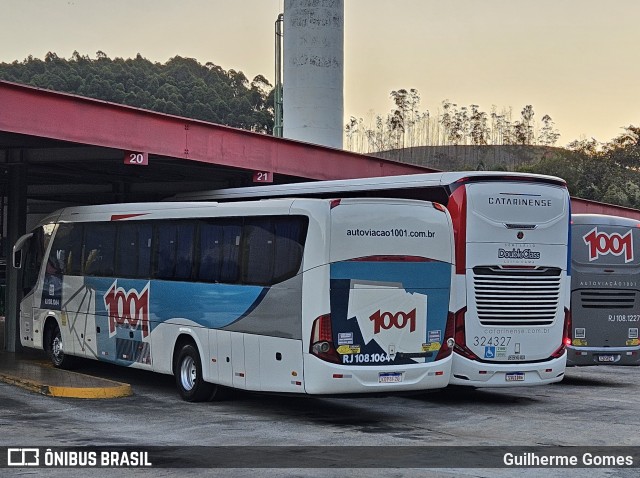 Auto Viação 1001 RJ 108.1064 na cidade de Queluz, São Paulo, Brasil, por Guilherme Gomes. Número da foto: #13256801.