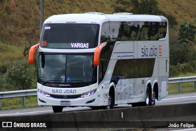 São João Turismo 925 na cidade de Lorena, São Paulo, Brasil, por João Felipe. Número da foto: #13258385.