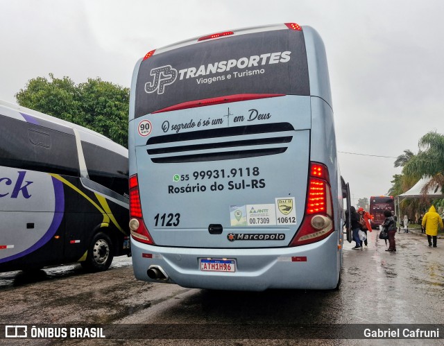 JP Transportes 1123 na cidade de Pelotas, Rio Grande do Sul, Brasil, por Gabriel Cafruni. Número da foto: #13256885.