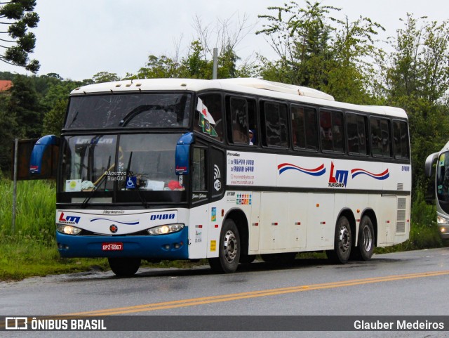 LM Turismo Transportes e Fretamentos 0400 na cidade de Campos do Jordão, São Paulo, Brasil, por Glauber Medeiros. Número da foto: #13256842.