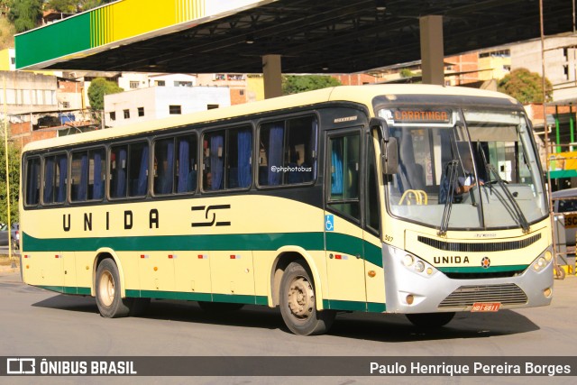 Empresa Unida Mansur e Filhos 507 na cidade de Caratinga, Minas Gerais, Brasil, por Paulo Henrique Pereira Borges. Número da foto: #13257948.
