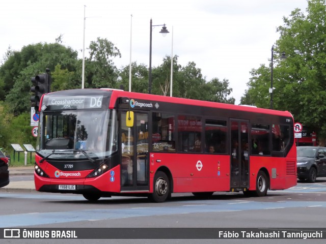 Stagecoach 37789 na cidade de London, Greater London, Inglaterra, por Fábio Takahashi Tanniguchi. Número da foto: #13257548.
