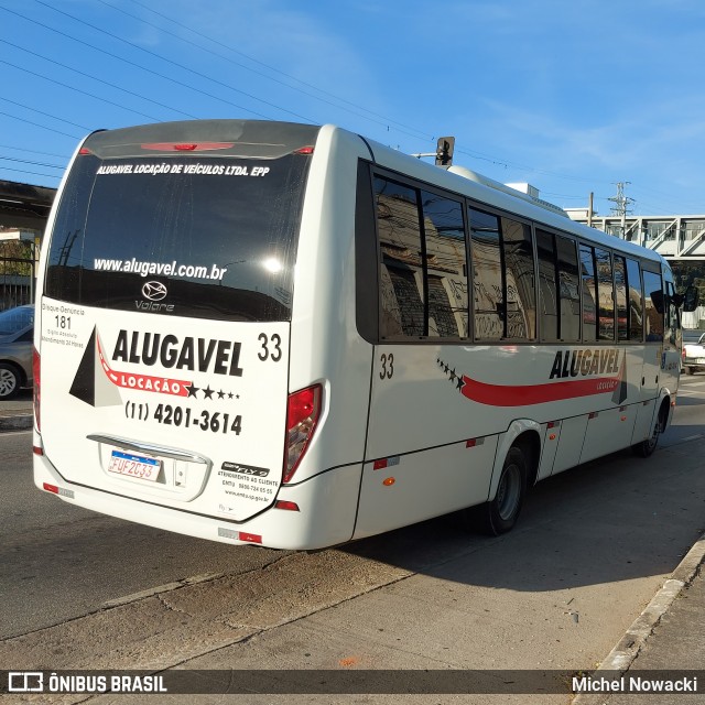 Alugavel Locação 33 na cidade de Jandira, São Paulo, Brasil, por Michel Nowacki. Número da foto: #13258404.