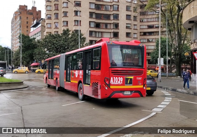 SI-18 S.A.S. A1039 na cidade de Bogotá, Colômbia, por Felipe Rodriguez. Número da foto: #13256767.