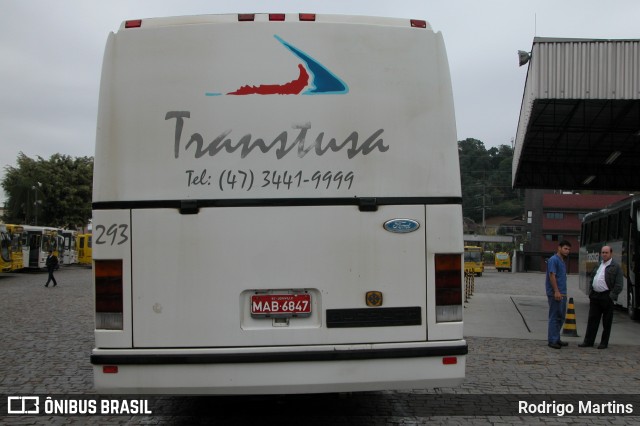 Transtusa - Transporte e Turismo Santo Antônio 293 na cidade de Joinville, Santa Catarina, Brasil, por Rodrigo Martins. Número da foto: #13257037.