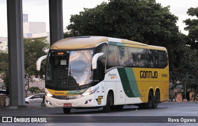 Empresa Gontijo de Transportes 19490 na cidade de Montes Claros, Minas Gerais, Brasil, por Rava Ogawa. Número da foto: #13259437.
