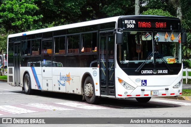 Lumaca C-236 na cidade de San José, San José, Costa Rica, por Andrés Martínez Rodríguez. Número da foto: #13260416.