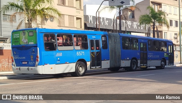 Nortran Transportes Coletivos 6571 na cidade de Porto Alegre, Rio Grande do Sul, Brasil, por Max Ramos. Número da foto: #13260451.