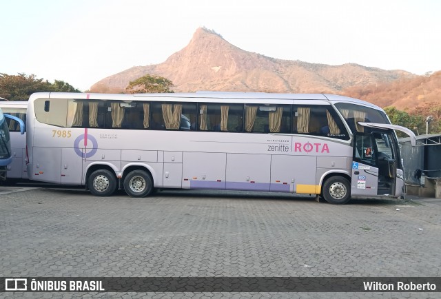 Rota Transportes Rodoviários 7985 na cidade de Governador Valadares, Minas Gerais, Brasil, por Wilton Roberto. Número da foto: #13258866.
