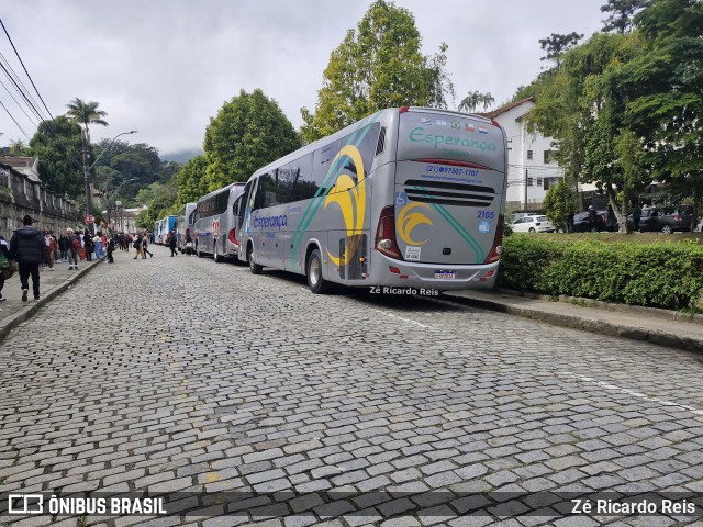 Esperança Turismo e Transporte 2105 na cidade de Petrópolis, Rio de Janeiro, Brasil, por Zé Ricardo Reis. Número da foto: #13259617.