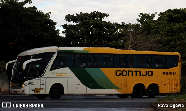 Empresa Gontijo de Transportes 19050 na cidade de Montes Claros, Minas Gerais, Brasil, por Rava Ogawa. Número da foto: #13259429.