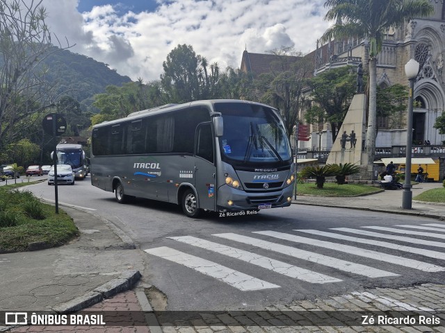 Itacol Turismo RJ 898.012 na cidade de Petrópolis, Rio de Janeiro, Brasil, por Zé Ricardo Reis. Número da foto: #13259646.