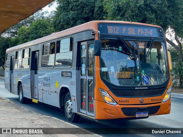 Auto Viação Marechal Brasília 444693 na cidade de Taguatinga, Distrito Federal, Brasil, por Daniel Chaves. Número da foto: #13260046.
