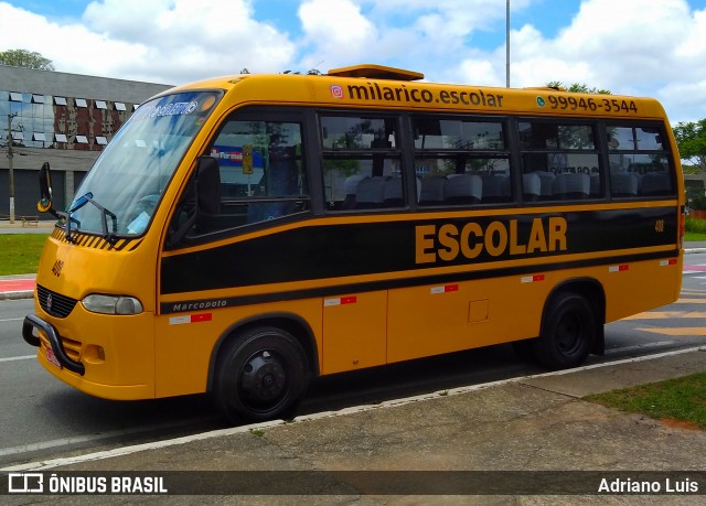 Escolares 408 na cidade de Barueri, São Paulo, Brasil, por Adriano Luis. Número da foto: #13189438.