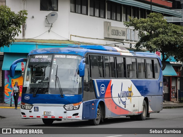 Lumaca C202 na cidade de San José, San José, Costa Rica, por Sebas Gamboa. Número da foto: #13187447.