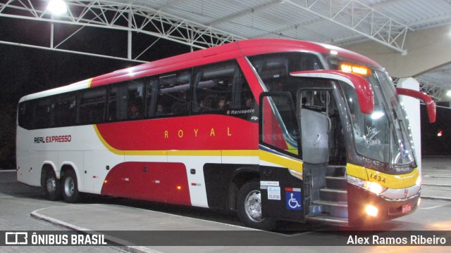 Real Expresso 1434 na cidade de Taubaté, São Paulo, Brasil, por Alex Ramos Ribeiro. Número da foto: #13189484.