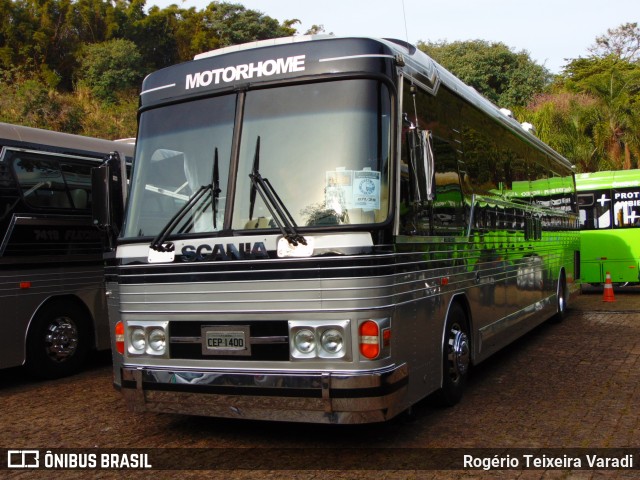 Motorhomes 1400 na cidade de Campinas, São Paulo, Brasil, por Rogério Teixeira Varadi. Número da foto: #13188458.