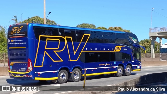 RV Turismo 18000 na cidade de Betim, Minas Gerais, Brasil, por Paulo Alexandre da Silva. Número da foto: #13261526.