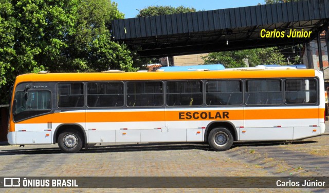 Escolares EX-40142 na cidade de Goiânia, Goiás, Brasil, por Carlos Júnior. Número da foto: #13262778.