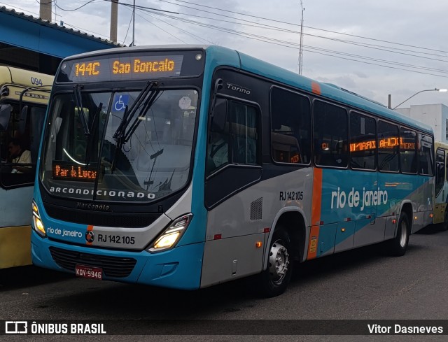Expresso Rio de Janeiro RJ 142.105 na cidade de Duque de Caxias, Rio de Janeiro, Brasil, por Vitor Dasneves. Número da foto: #13261502.