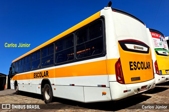 Escolares EX-40142 na cidade de Goiânia, Goiás, Brasil, por Carlos Júnior. Número da foto: #13262783.
