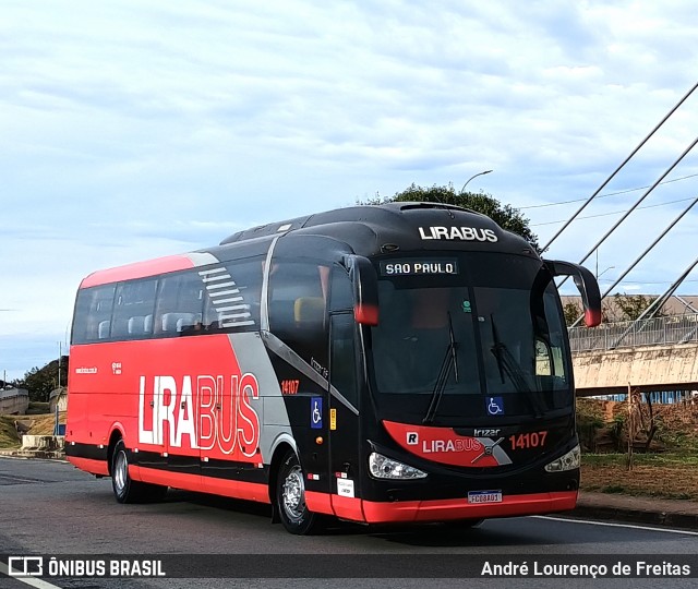 Lirabus 14107 na cidade de Campinas, São Paulo, Brasil, por André Lourenço de Freitas. Número da foto: #13261977.