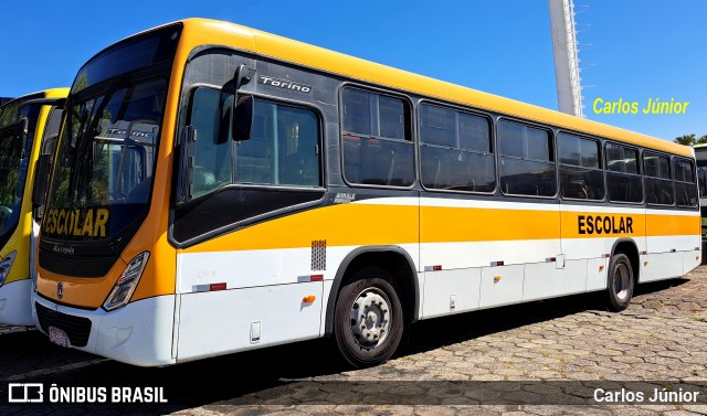 Escolares EX-40142 na cidade de Goiânia, Goiás, Brasil, por Carlos Júnior. Número da foto: #13262782.